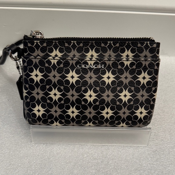 Coach Handbags - Coach Black and Cream Wristlet